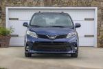 Toyota Sienna SE 2017 года
